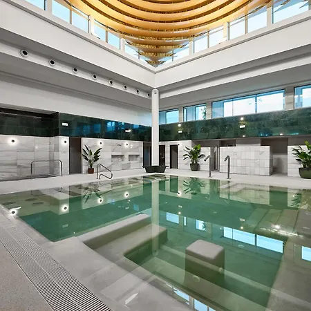 Calderona Wellness ホテル 4*